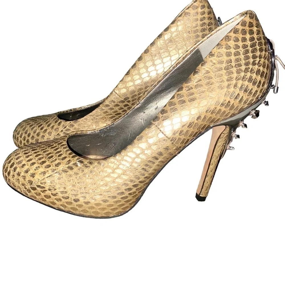 Sam Edelman Evan Snakeskin Gold Spike Heels Size 6 - Picture 9 of 15